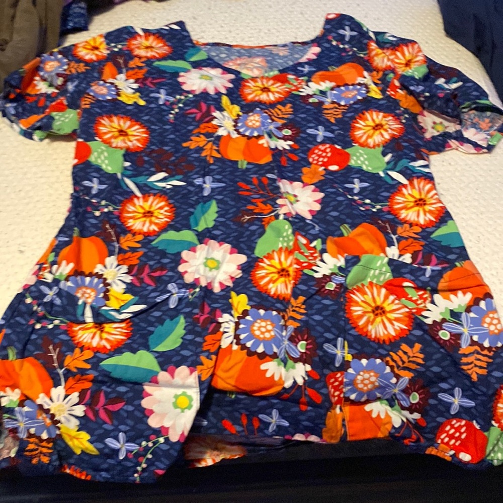 Blue floral small womens scrub top